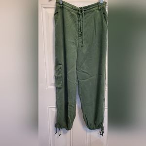 YBF Cargo Pants Size: M